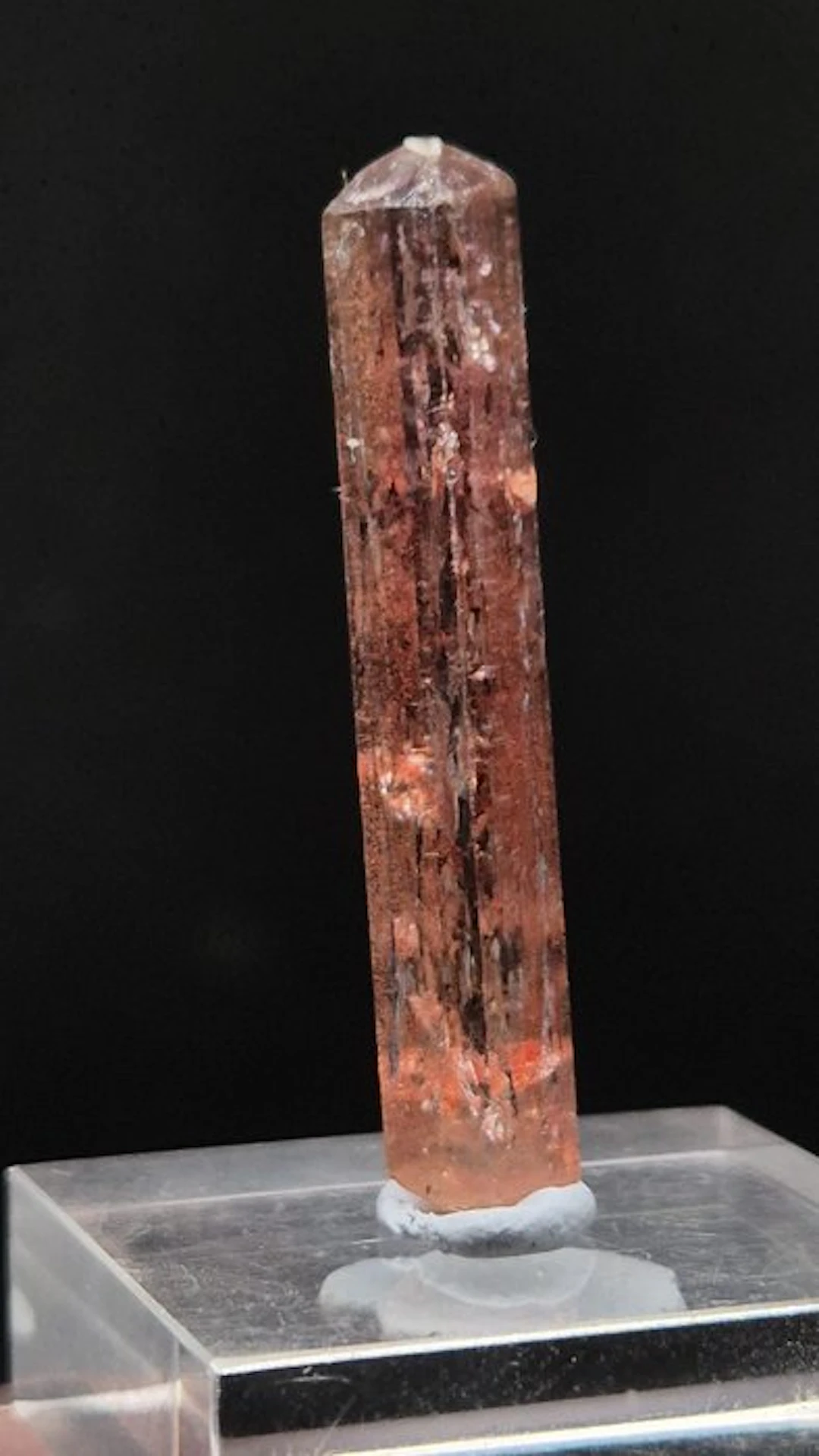 Pink Imperial Topaz – Sharp terminated gem crystal –...