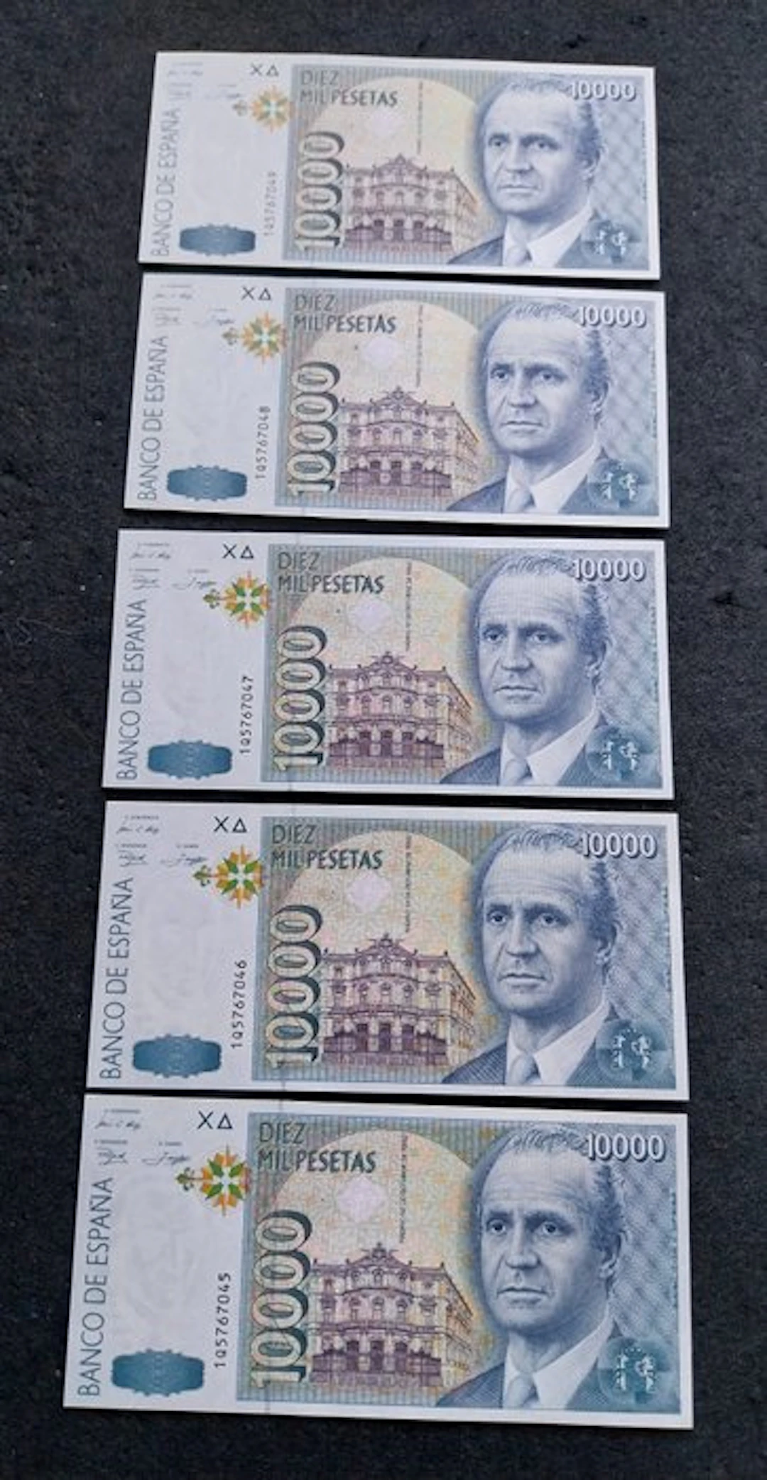 Spain. - 5 x 10.000 Pesetas - 1992 - Consecutive - Pick 166 (No reserve price)