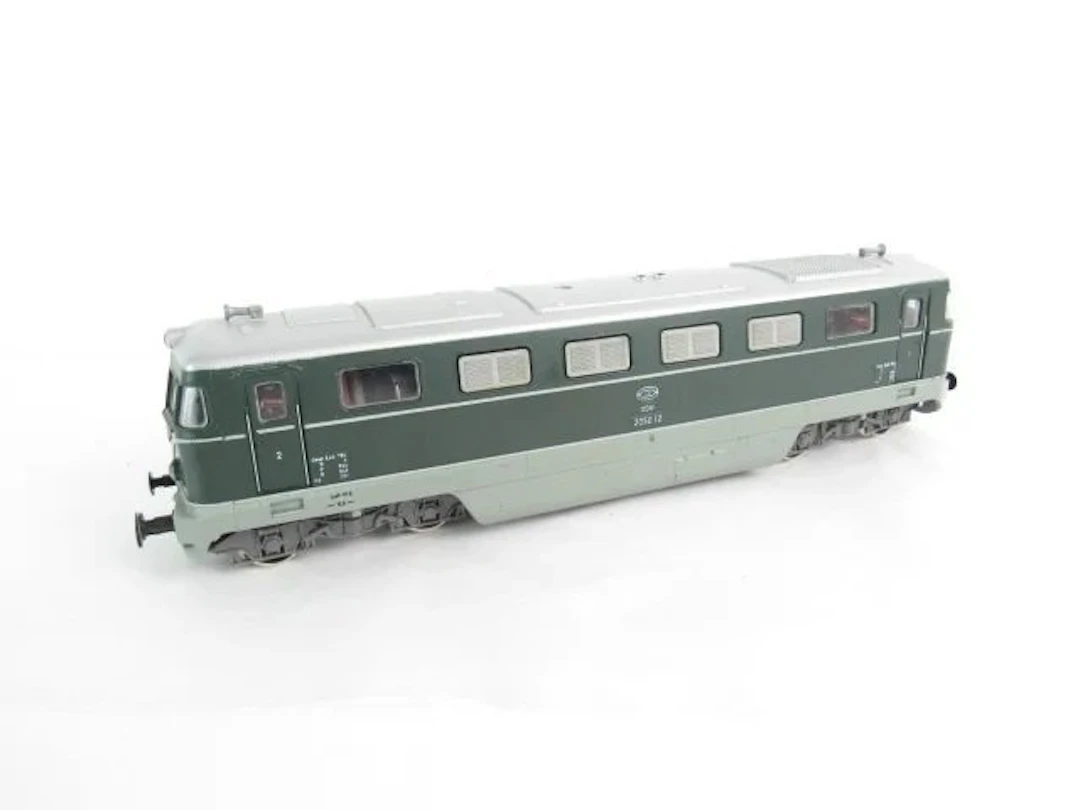 Kleinbahn H0 - Diesel locomotive (1) - Model in a green...