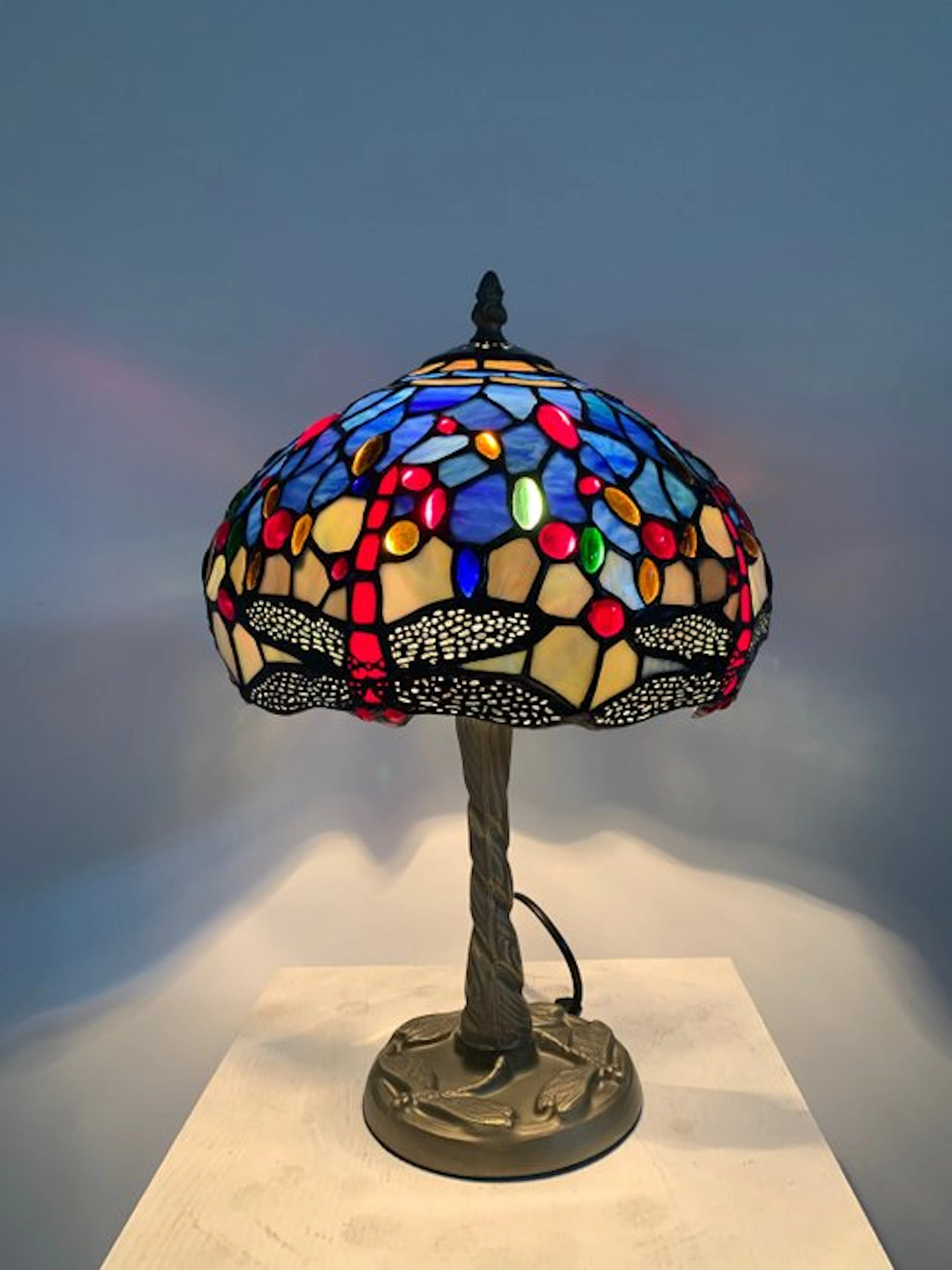 Stile Tiffany - Table lamp - Leaded glass.