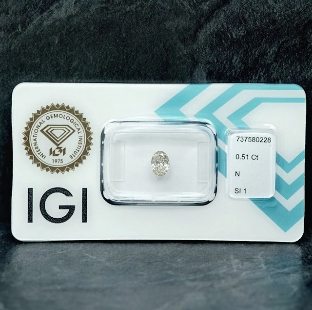 1 pcs Diamond (Natural) - 0.51 ct - Oval - N (tinted)...