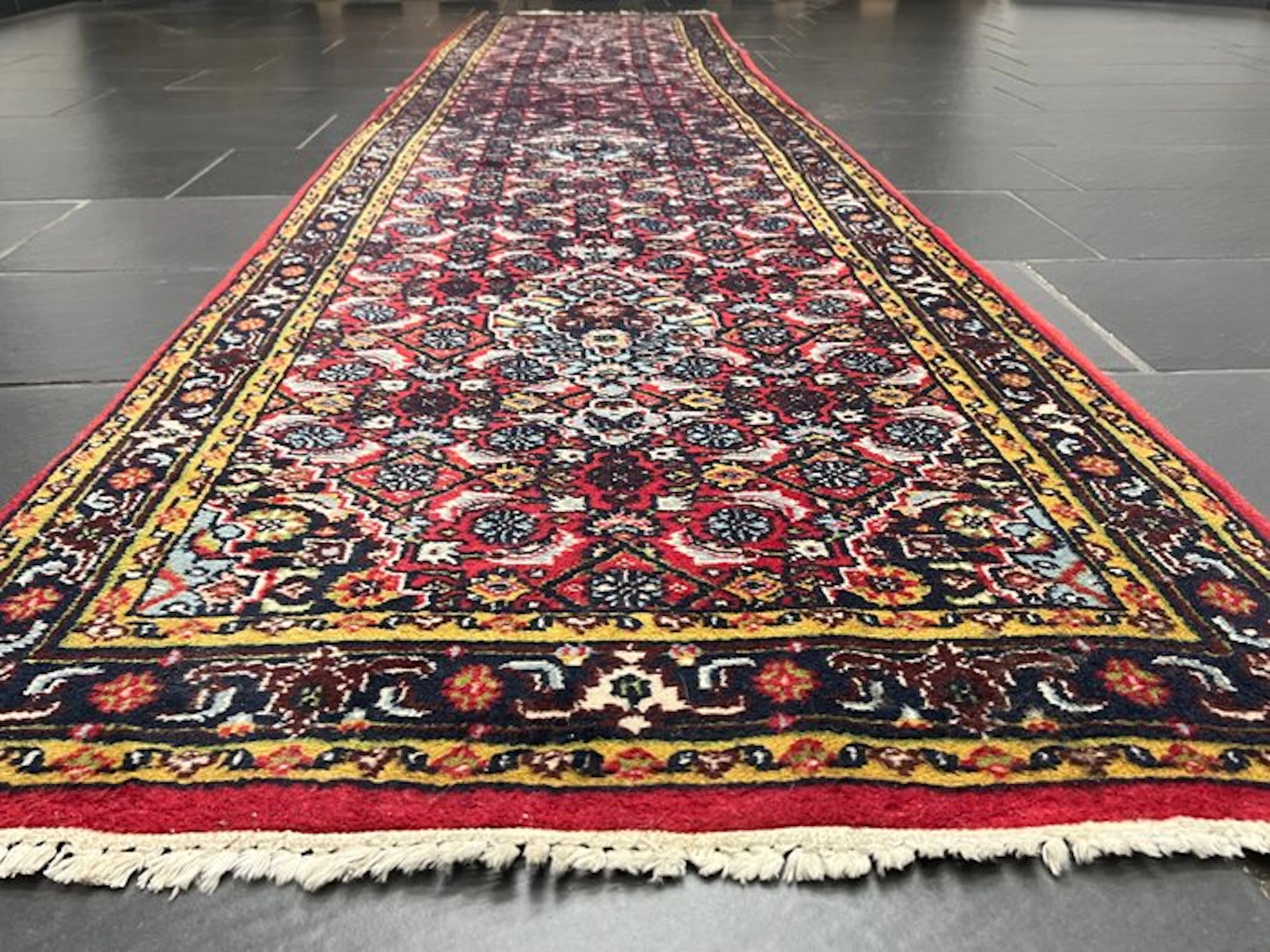 Bidjar - Rug - 350 cm - 80 cm