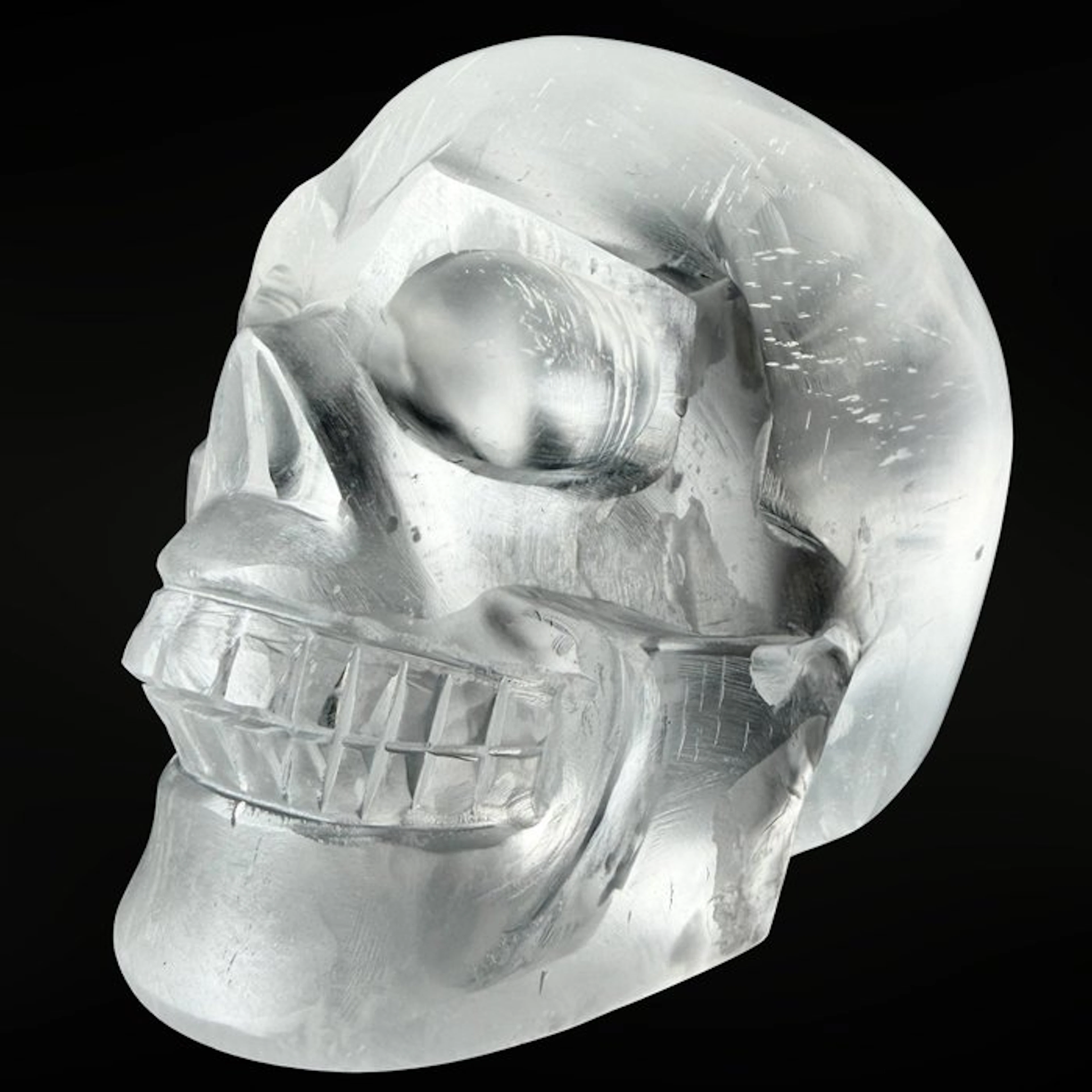 Rare selenite skull from Mexico Carving - Height: 90 mm...