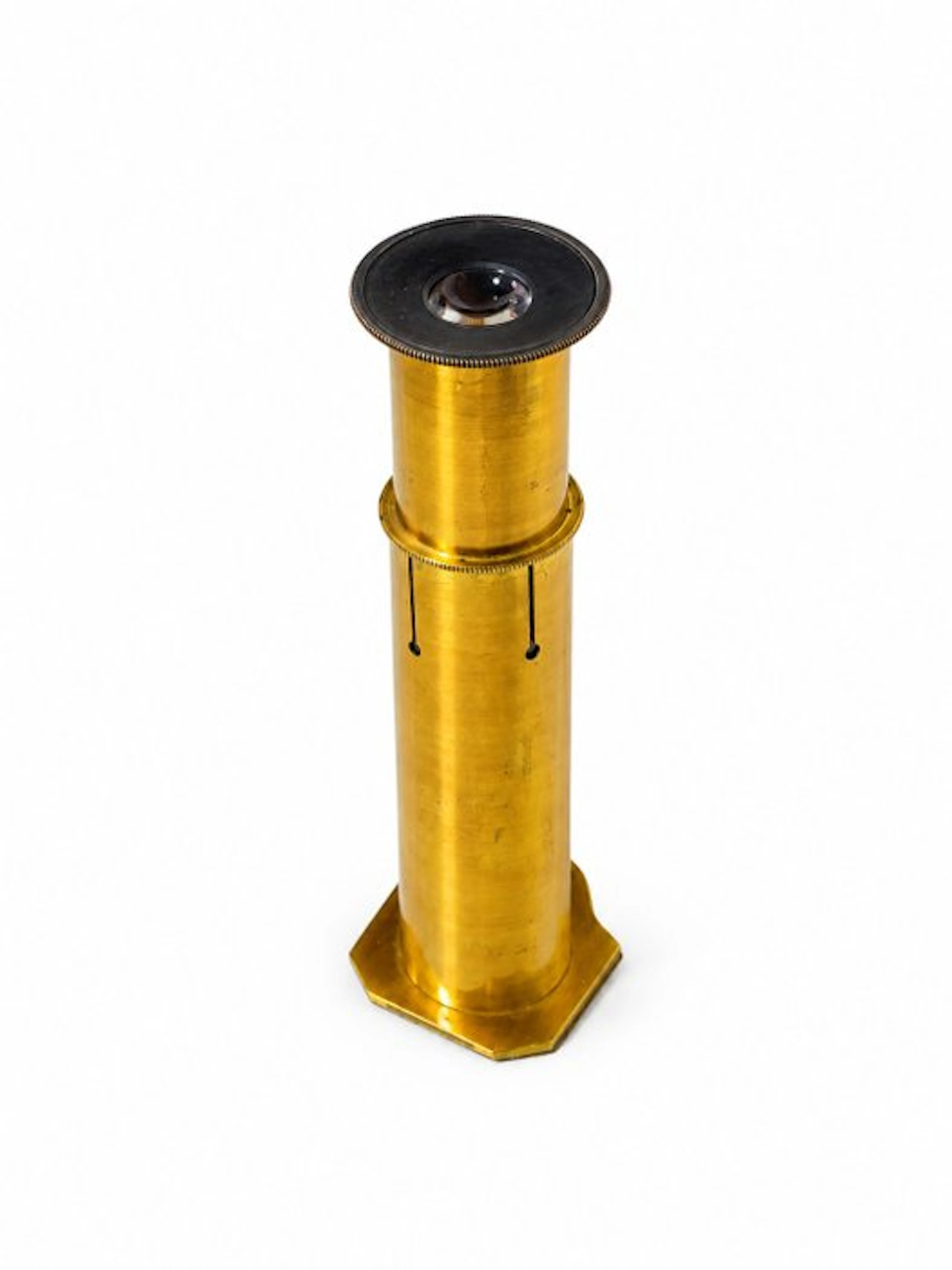 Microscope - optique de laboratoire
