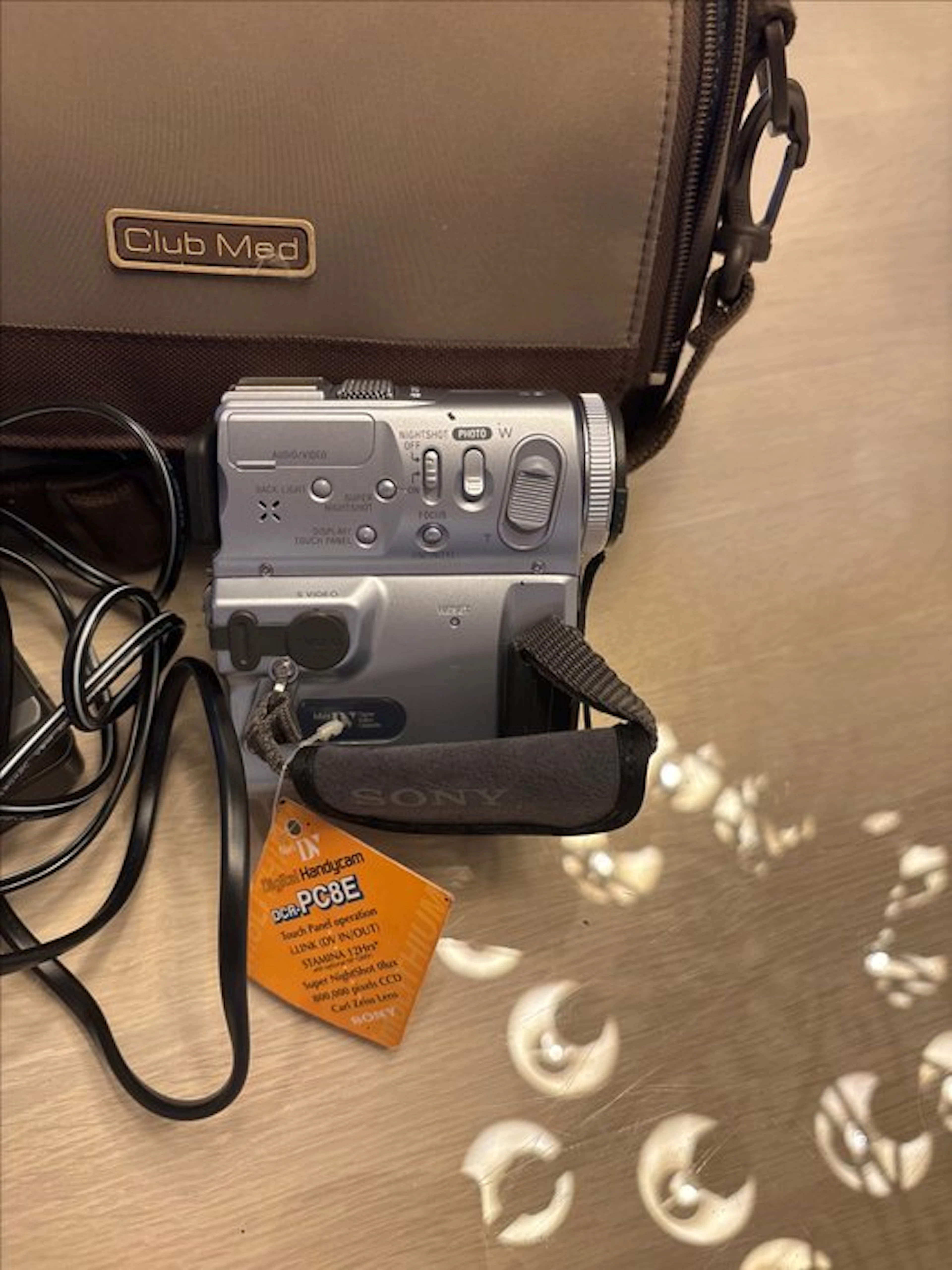 Sony DCR-PC8E Mini DV-DV camera