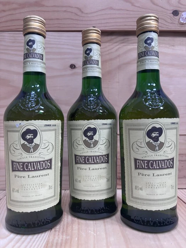Père Laurent - Vieille Tradition - AOC Fine Calvados - 70cl - 3 bottles