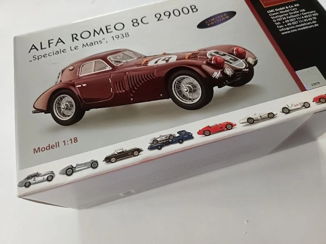 CMC 1:18 - Model sports car - Alfa Romeo 8c aereodinamica...