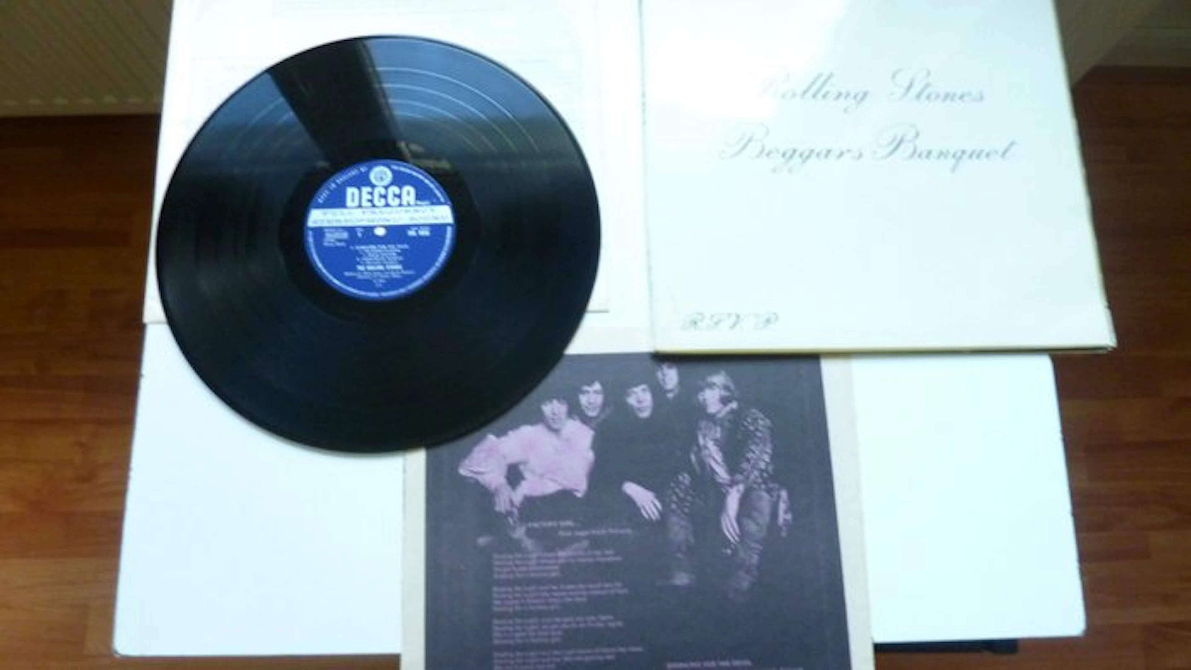 Rolling Stones - Beggars Banquet - Single vinyl record - Stereo - 1968