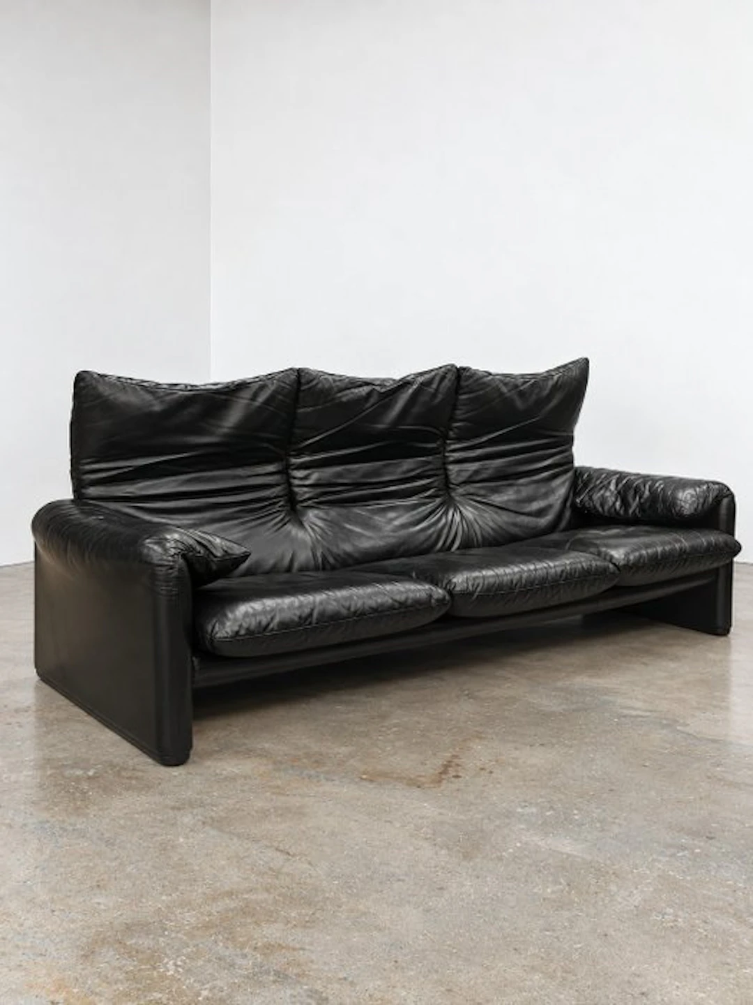 Cassina - Vico Magistretti - Sofa - Maralunga - Leather - Compasso d’Oro 1979