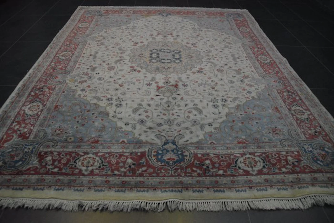 Tabriz - Carpet - 306 cm - 240 cm