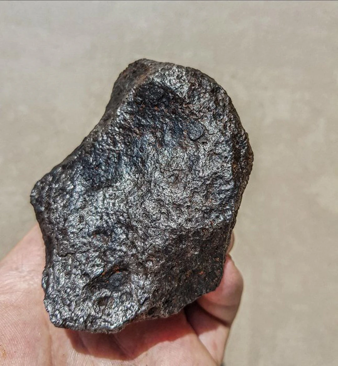 Campo del Cielo meteorite Iron meteorite - Height: 8.5 cm...
