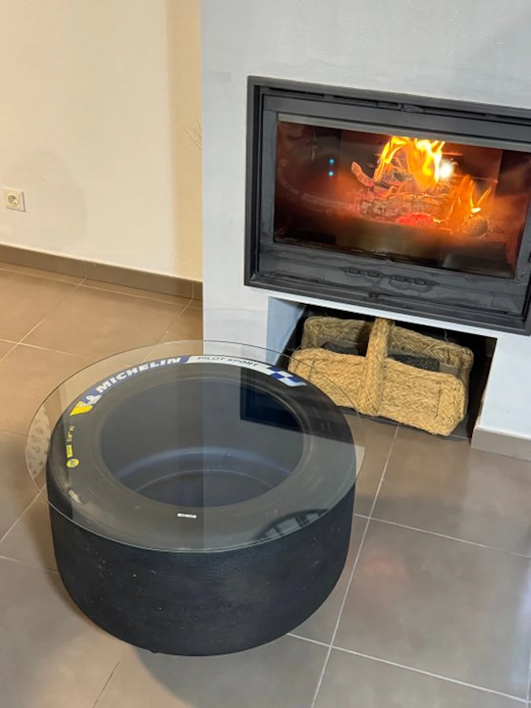 Coffee table - Rubber - Michelin decorative table