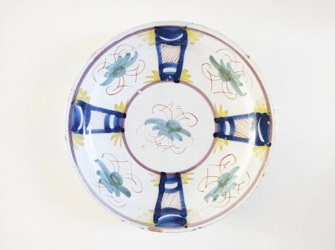 Plate - Esspagne - début 19e siècle - Earthenware