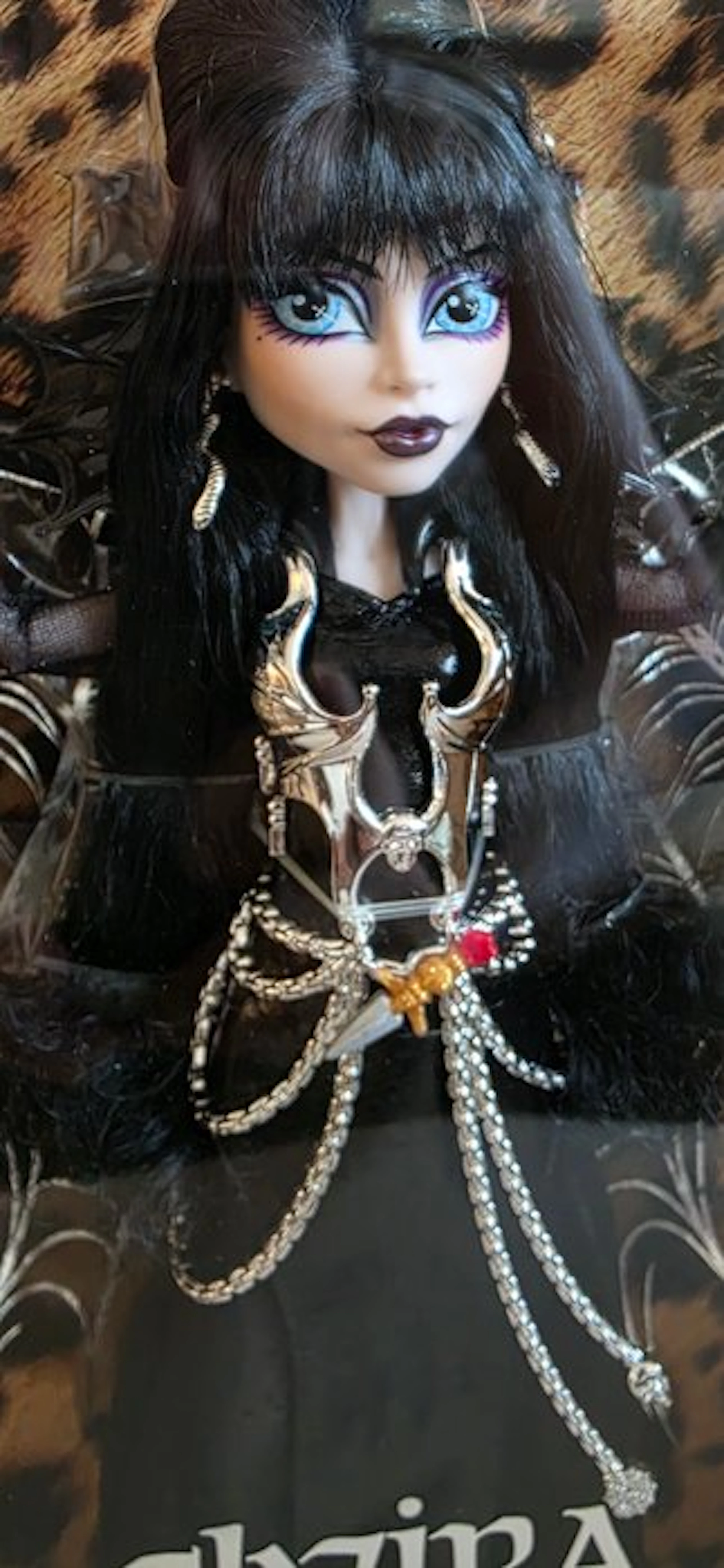 Mattel - Doll Elvira Mistress of the Dark - 2010-2020