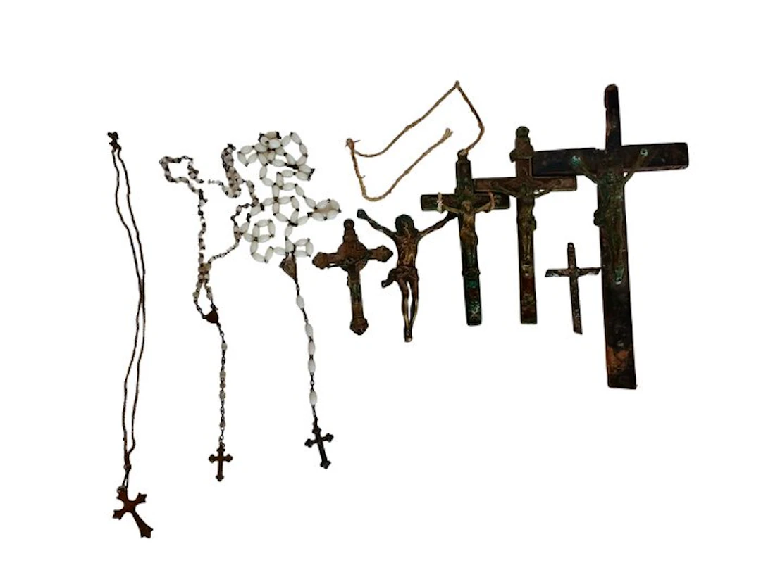 Crucifix (9) - Brass