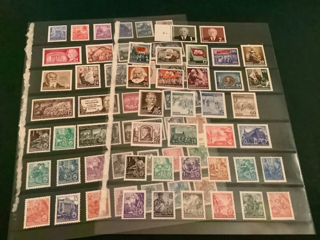 GDR 1953 - Complete year, without Marx blocks - MNH - Michel 342/422