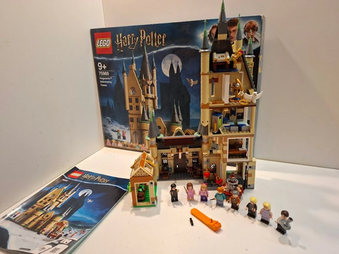 LEGO Set - 75969 - Harry Potter - Hogwarts Astronomy Tower