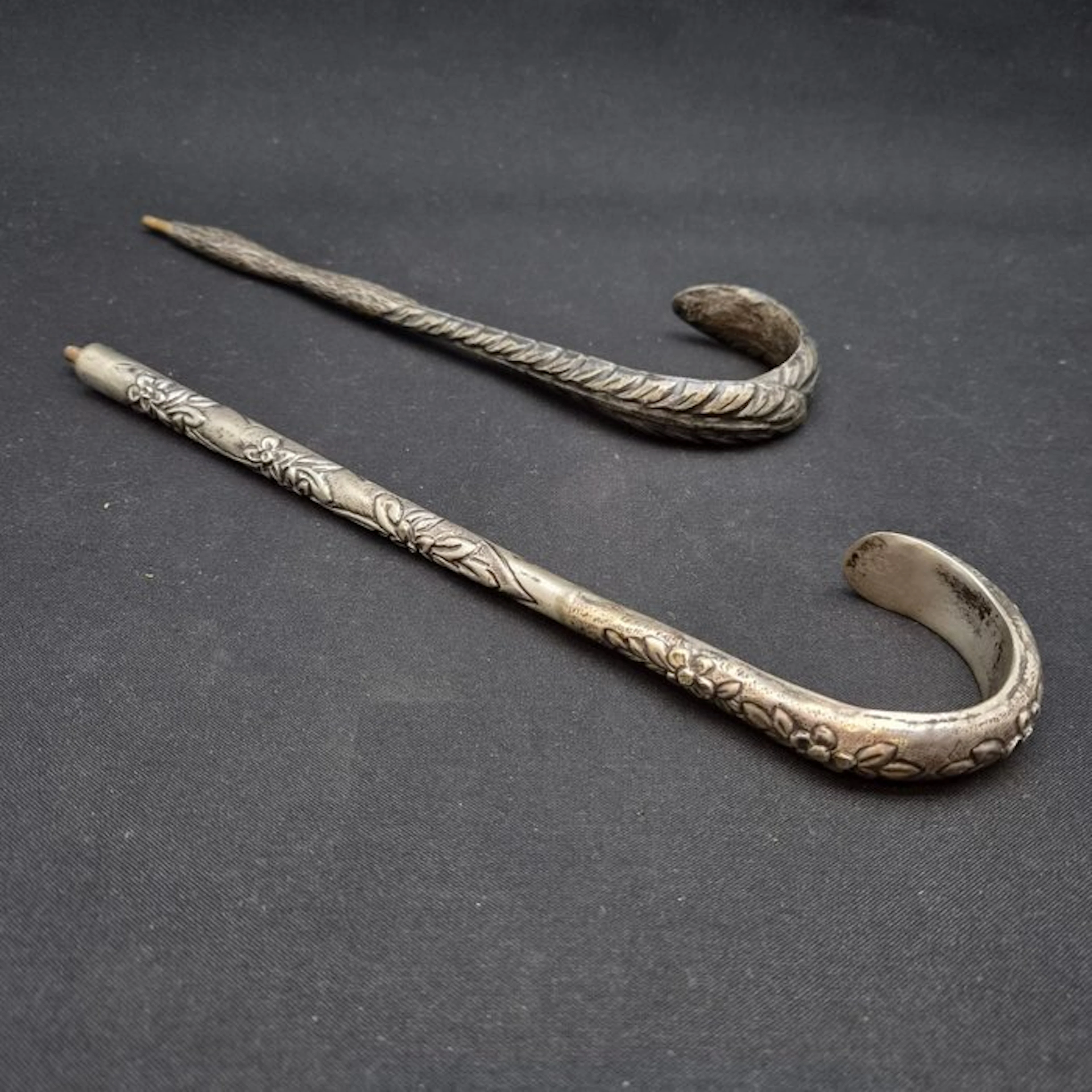 Walking stick (2) - .800 silver - Umbrella handles / canes
