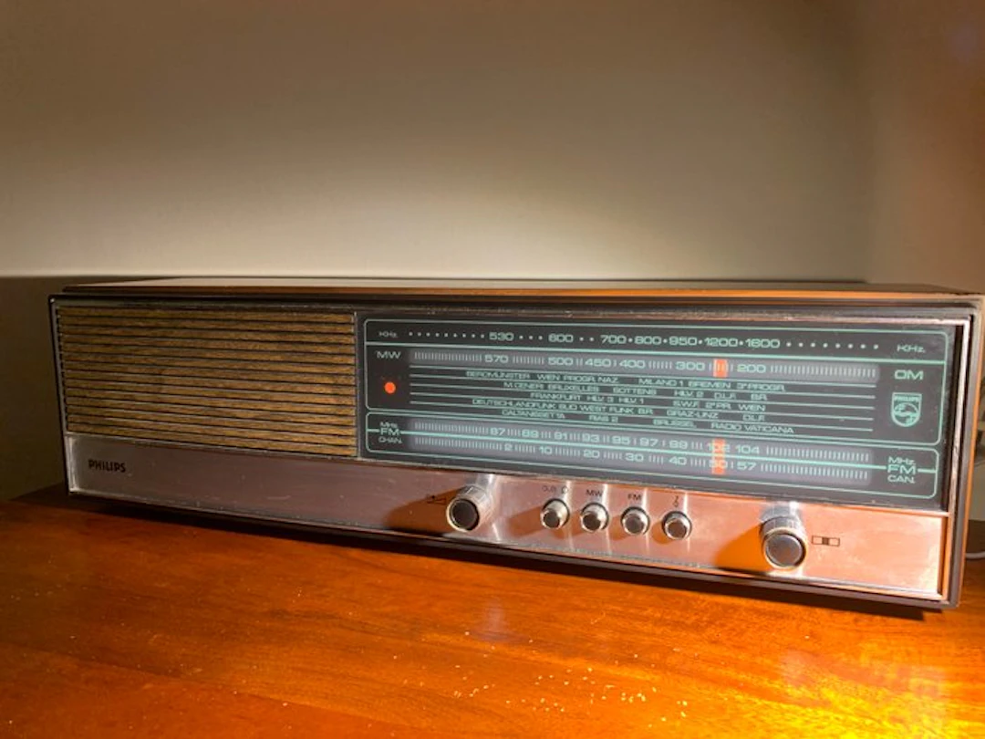 Philips - 19RB344 Tabletop Transistor radio