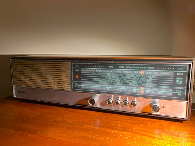 Philips - 19RB344 Tabletop Transistor radio
