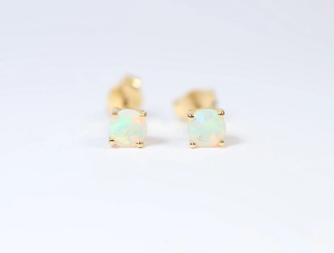 Ethiopian Opal / Welo Opal 2 ear studs / new- 0.6 g - (2)