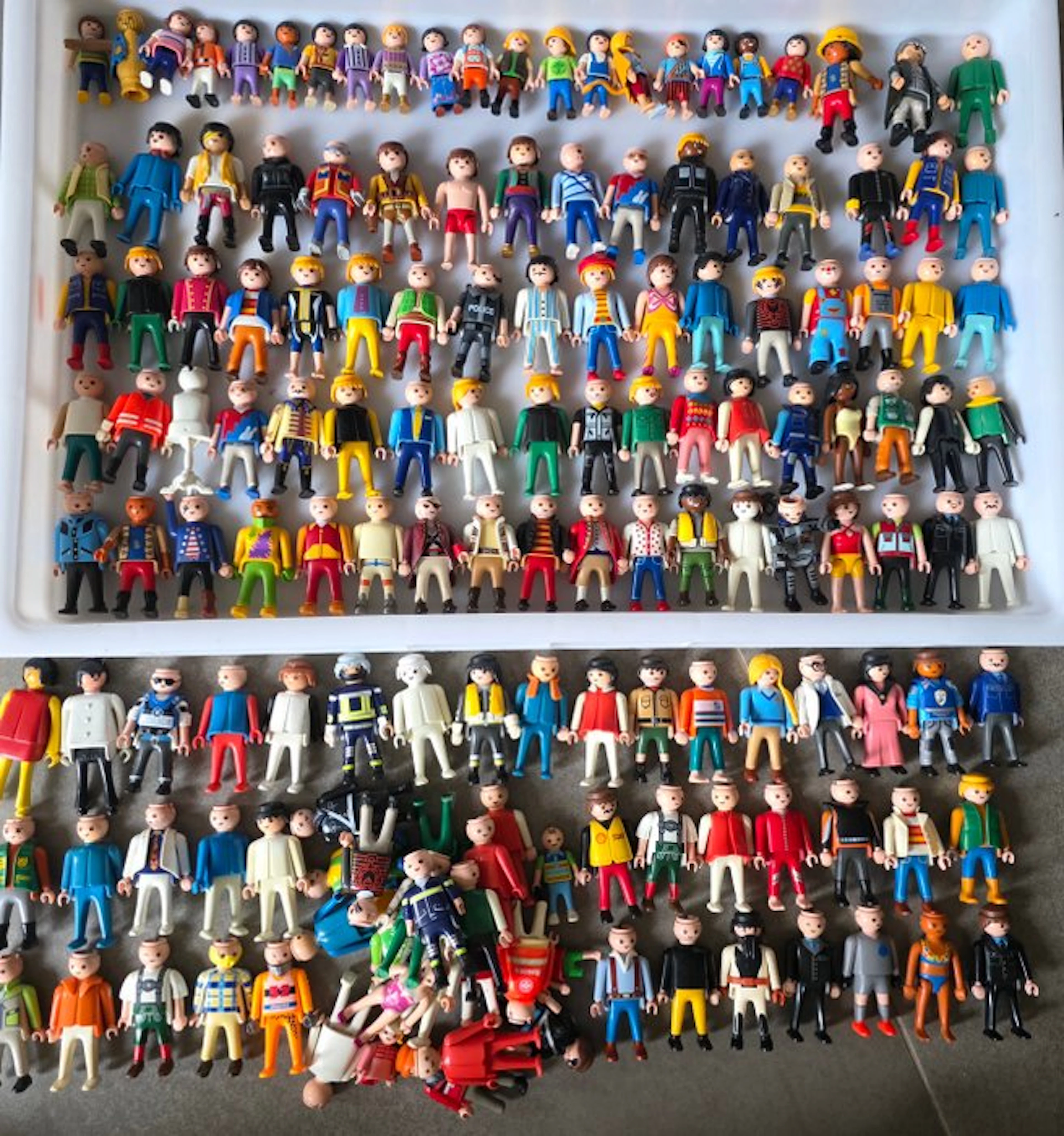 Playmobil - Playmobil 130 figurines Playmobil - 2000-2010
