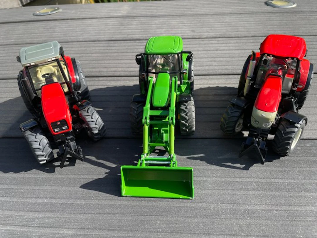 Siku 1:32 - Model agricultural machinery (3) - Massey, Deere, Mc Cormick