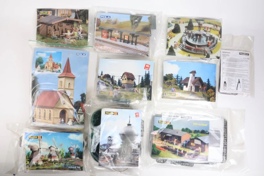 Faller, Pola H0 - Model train building kits (10) - Bags...