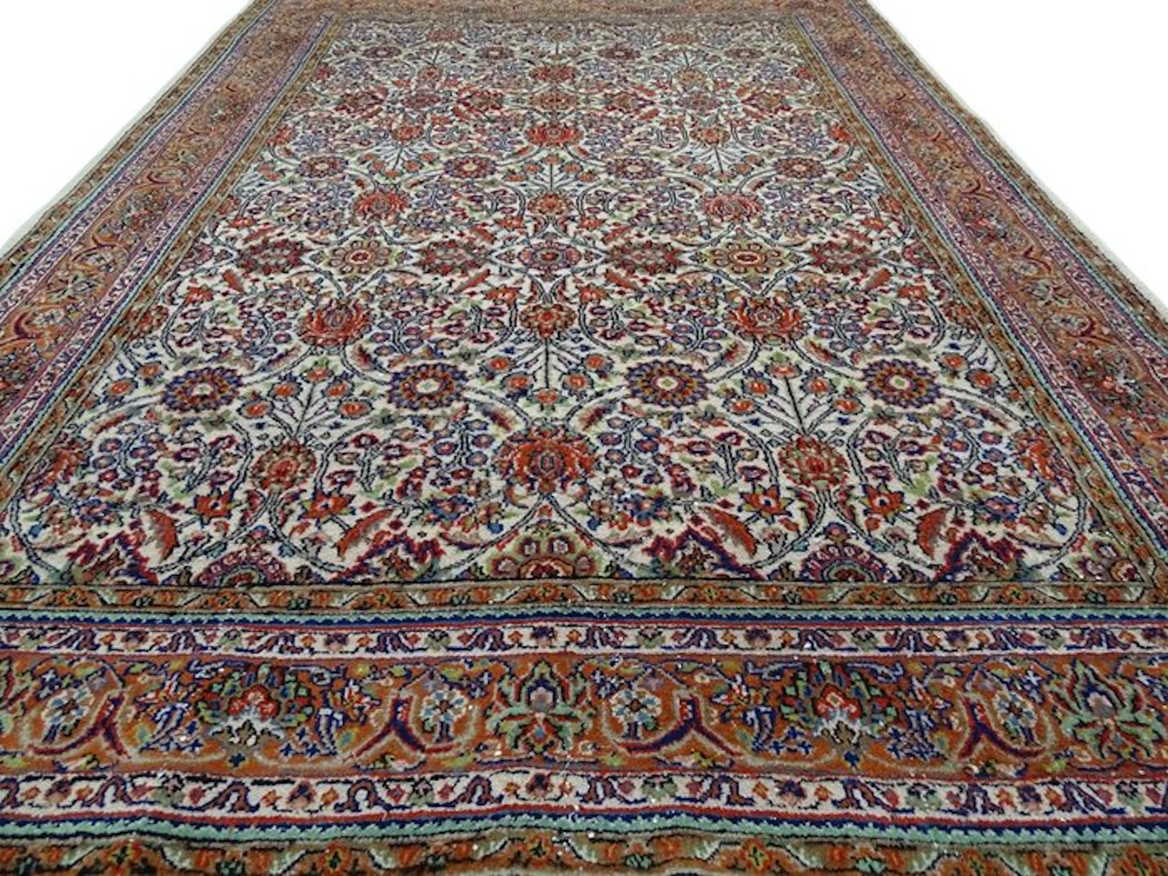Sarouk - Cleaned - Rug - 242 cm - 172 cm