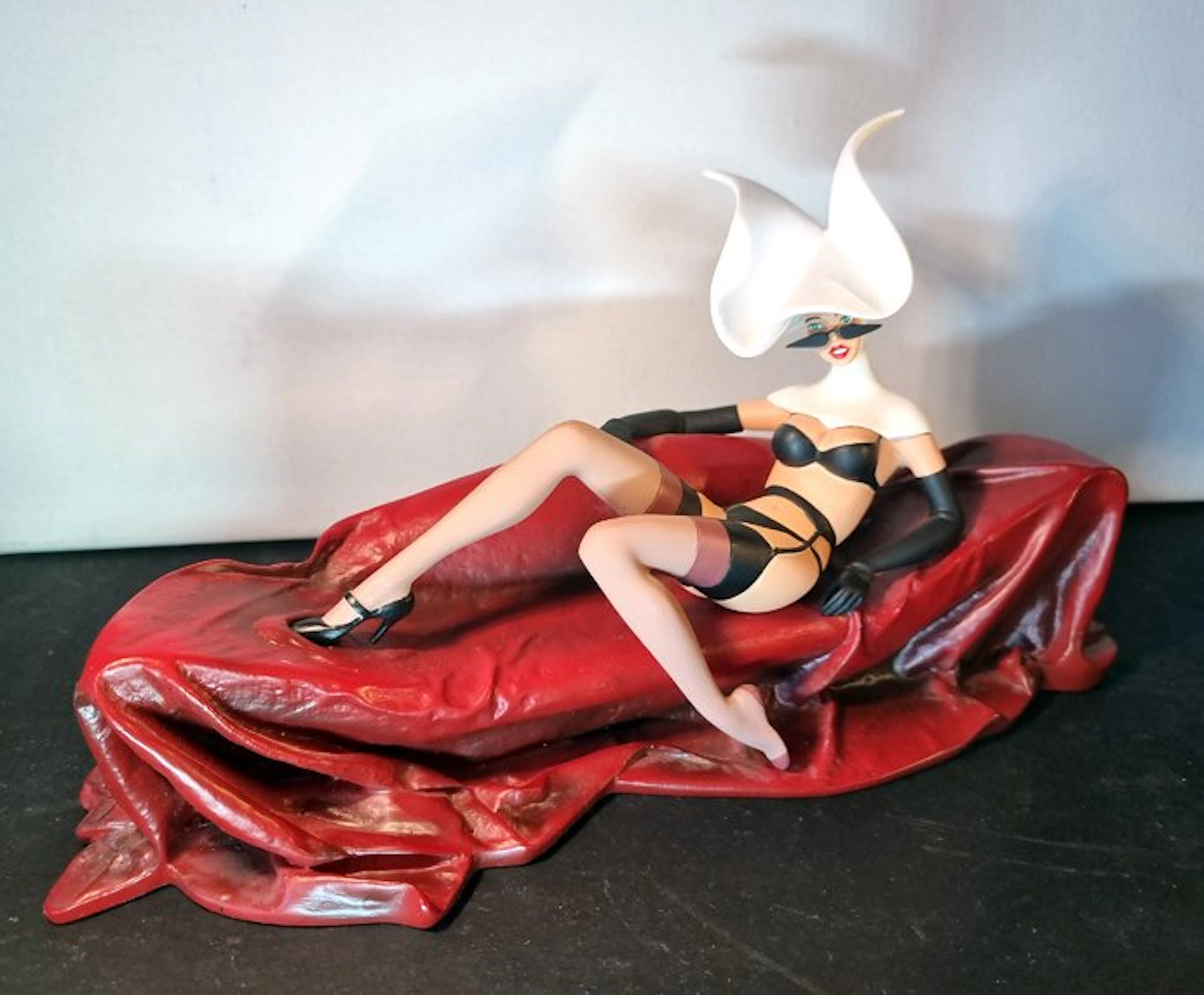 Pin Up - 1 Figurine - Parastone - Sister Aurelie - 2004