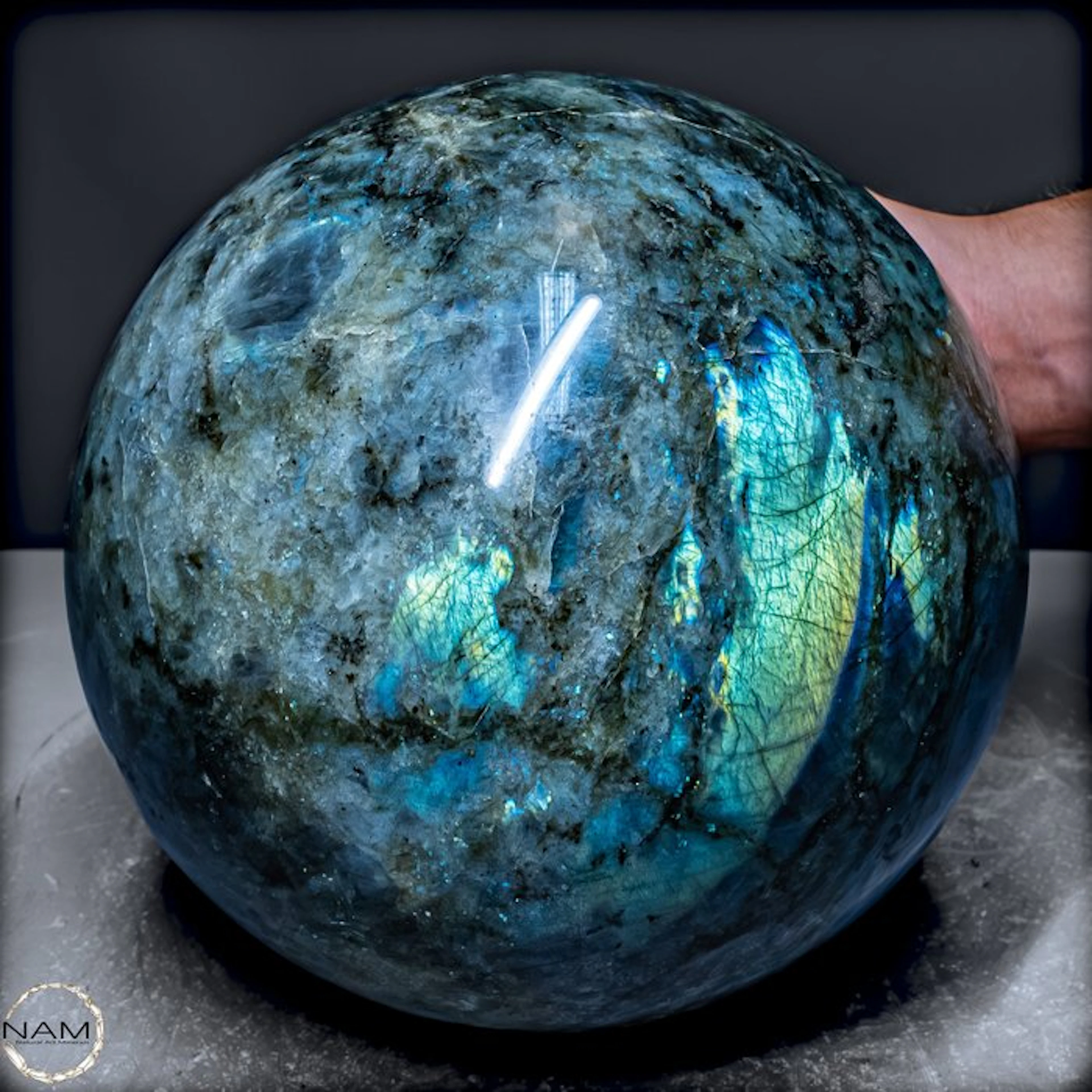 Natural labradorite sphere 9.3 kg - Nature's masterpiece- 9335.99 g