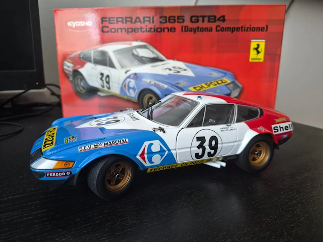 Kyosho 1:18 - Model sports car - Ferrari 365 GTB4 Competizione Ch