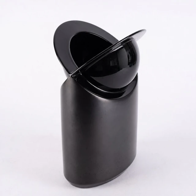 Rosenthal Studio Line - Jan van der Vaart - Vase - Porcelain - Porcelaine Noire