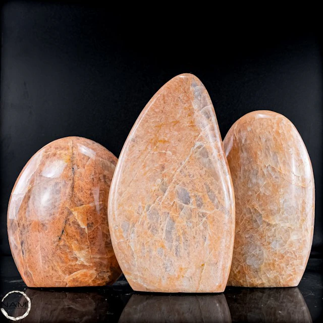 Peach Moonstone Freeforms – A harmonious trio in warm peach and apricot tones