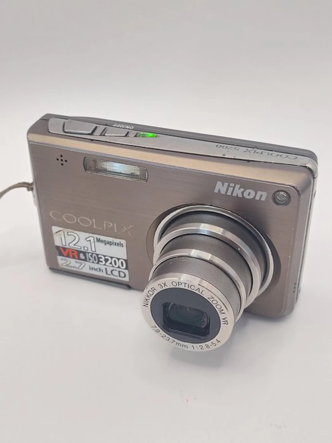 Nikon COOLPIX S700 Digital camera