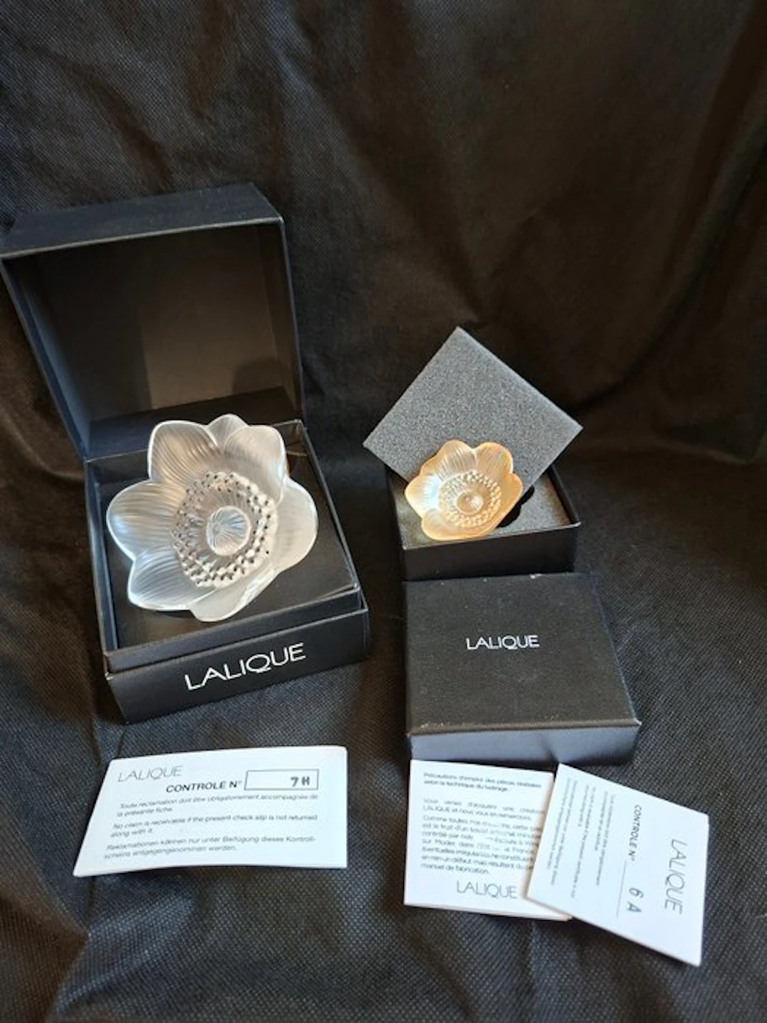 Lalique - René Lalique - Sculpture, Anemone - 7.6 cm - Crystal
