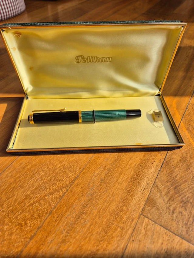 Pelikan - M400 - Fountain pen