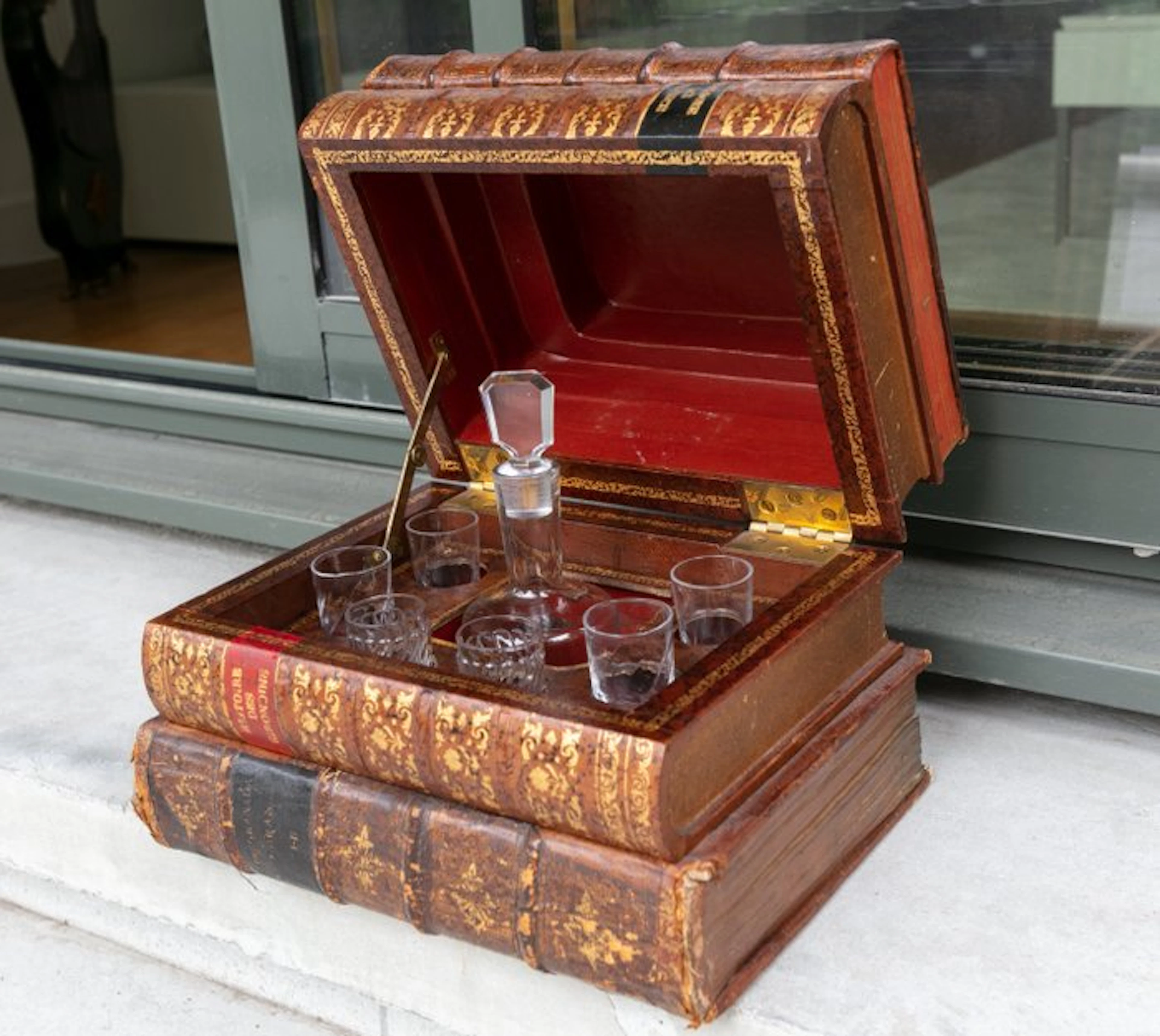 Liquor cabinet - Wood, Leather