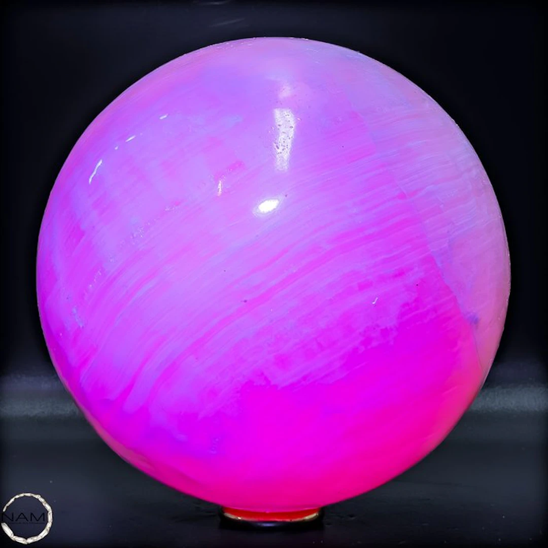 Stunning pink calcite sphere – Highly fluorescent & a...
