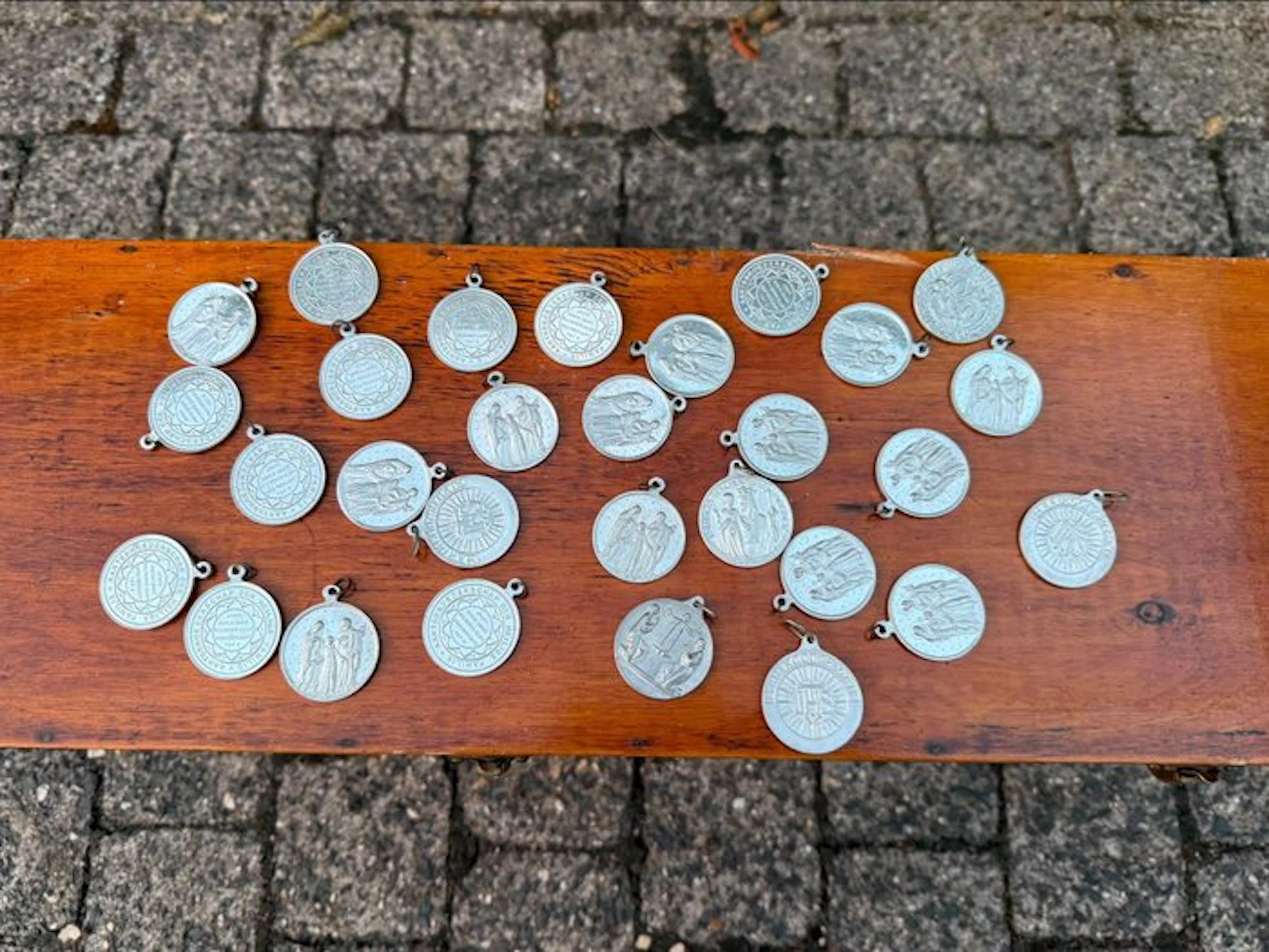 Religious medals, 29 pieces - Iron - 1940-1950