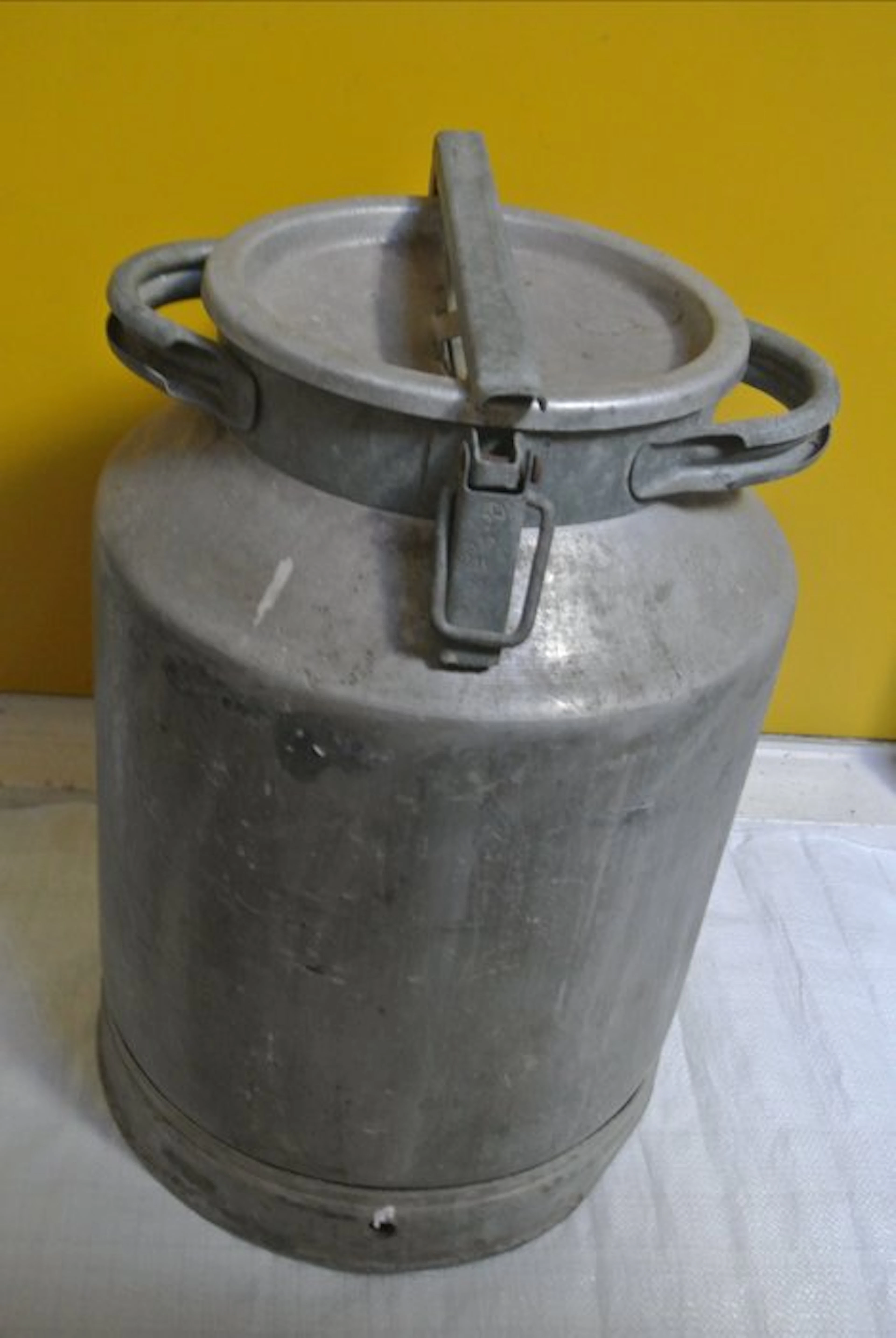 Can - Aluminium - Farm milk can.