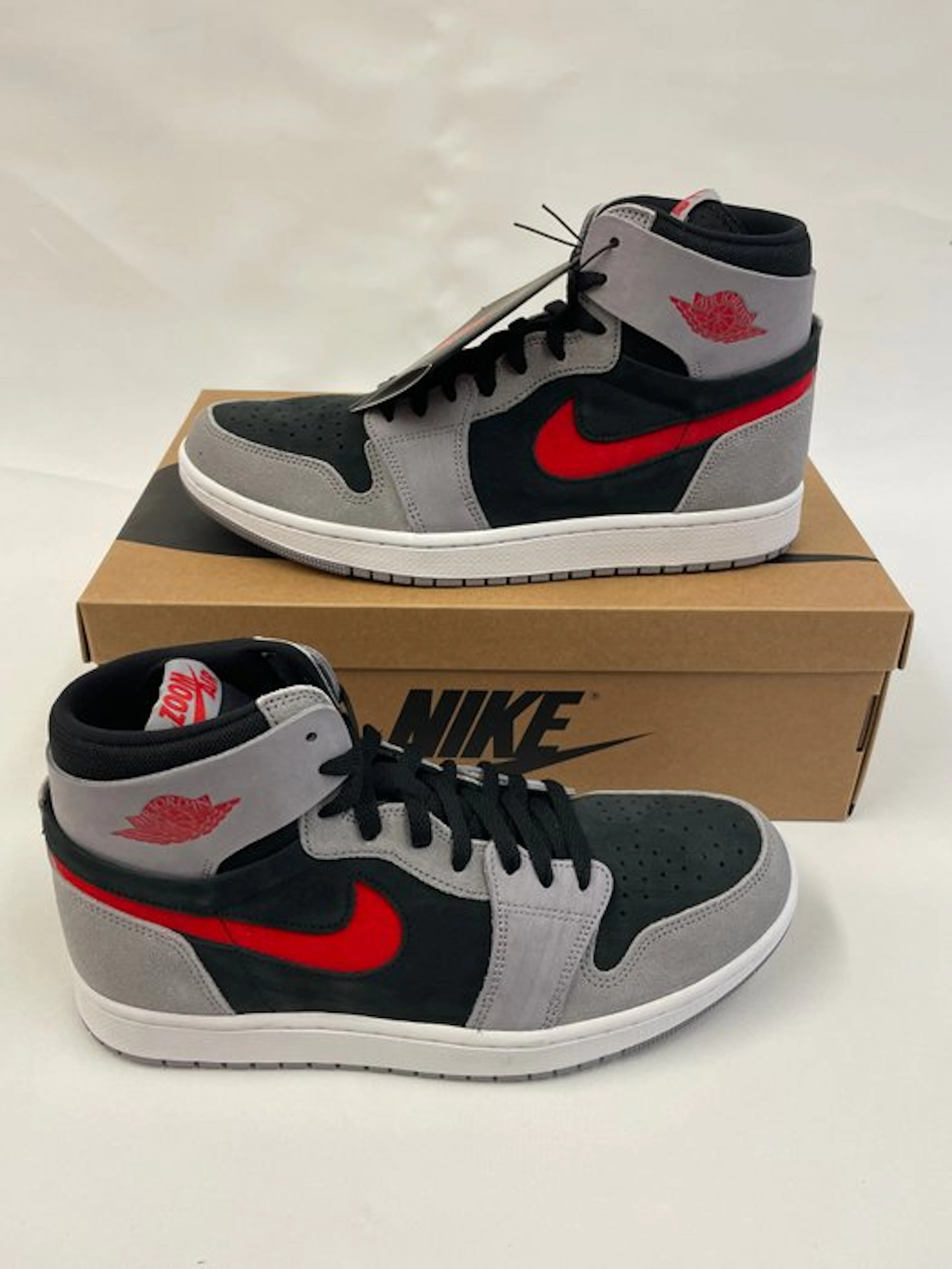 Nike - Air Jordan 1 High