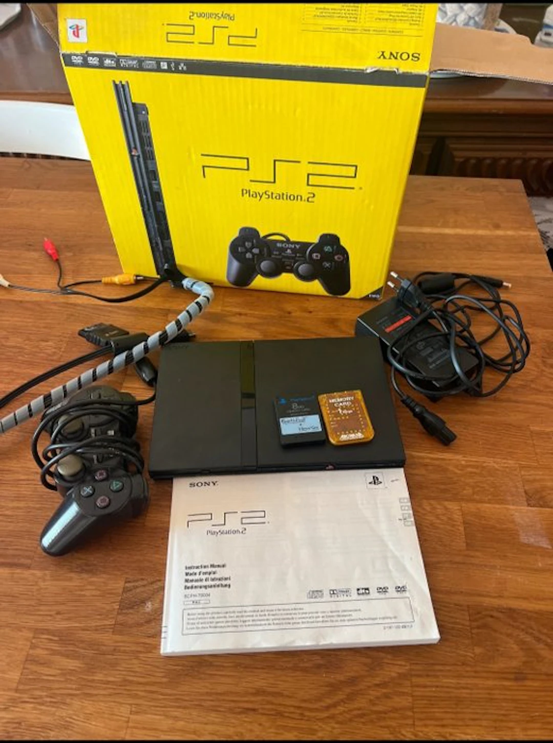 Sony - PlayStation 2 Slim (SCPH-70004) - Video game console - In original box