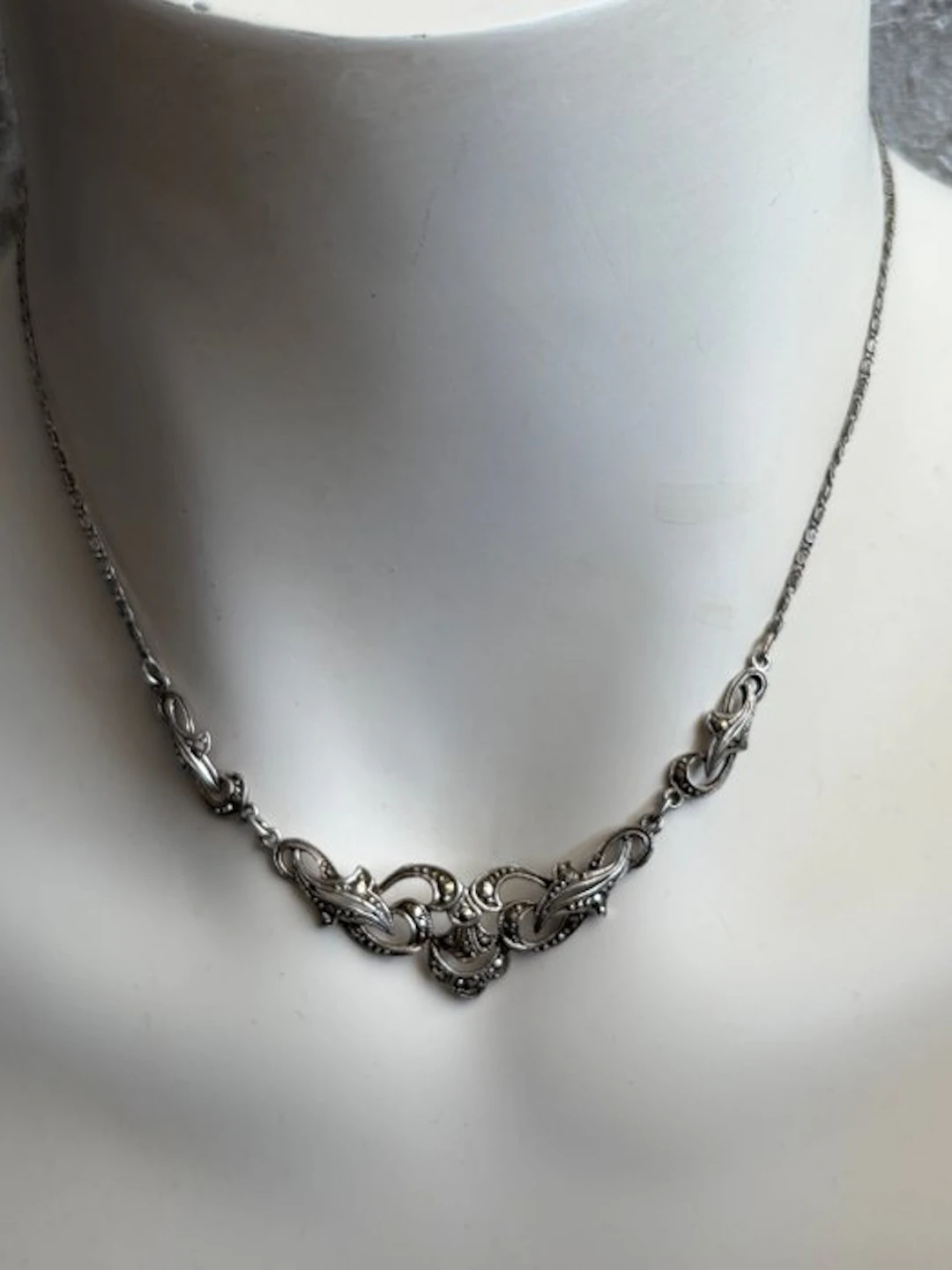 Silver - Choker necklace - Choker markasiet