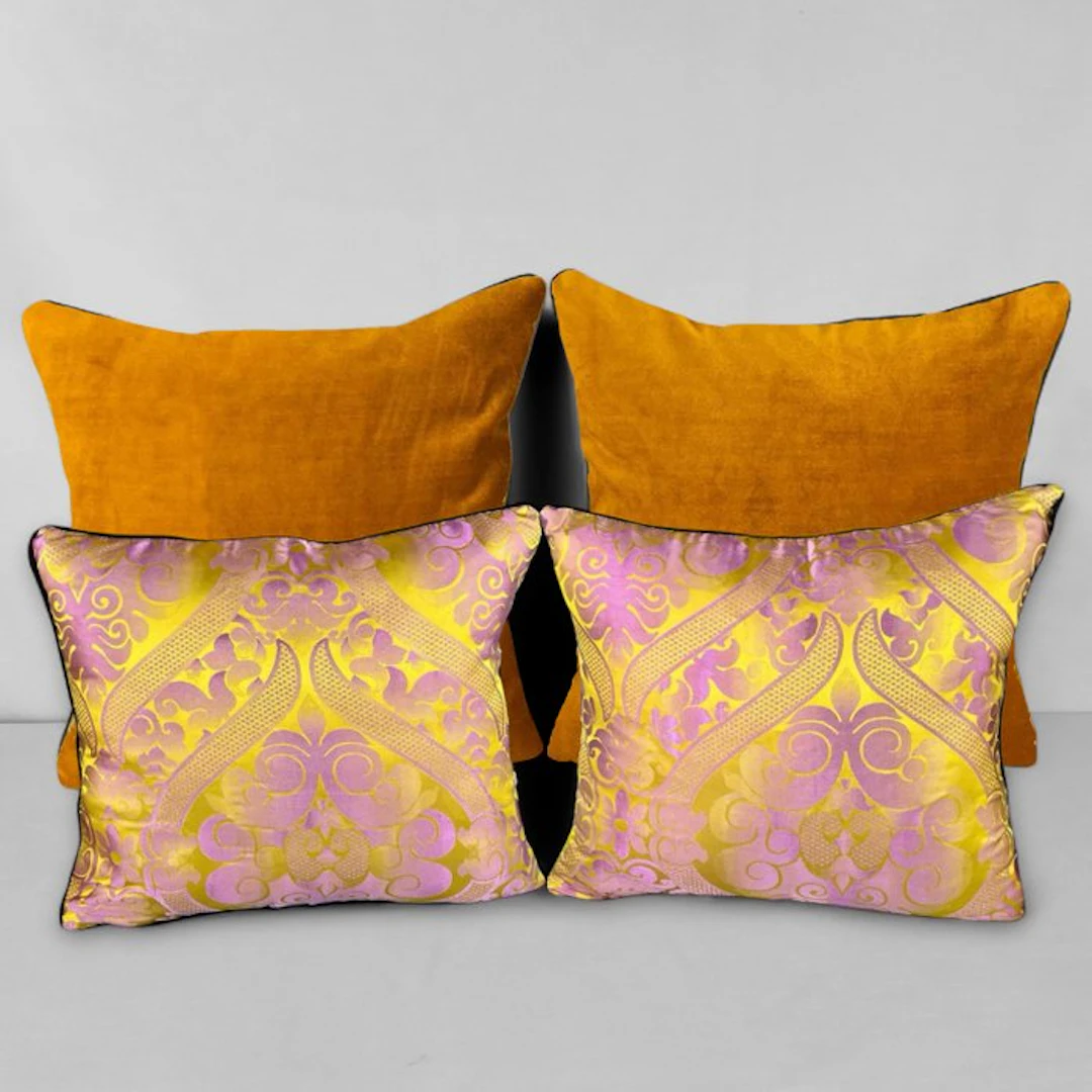 RUBELLI - New set - Two cushions in a set of four - Cushion