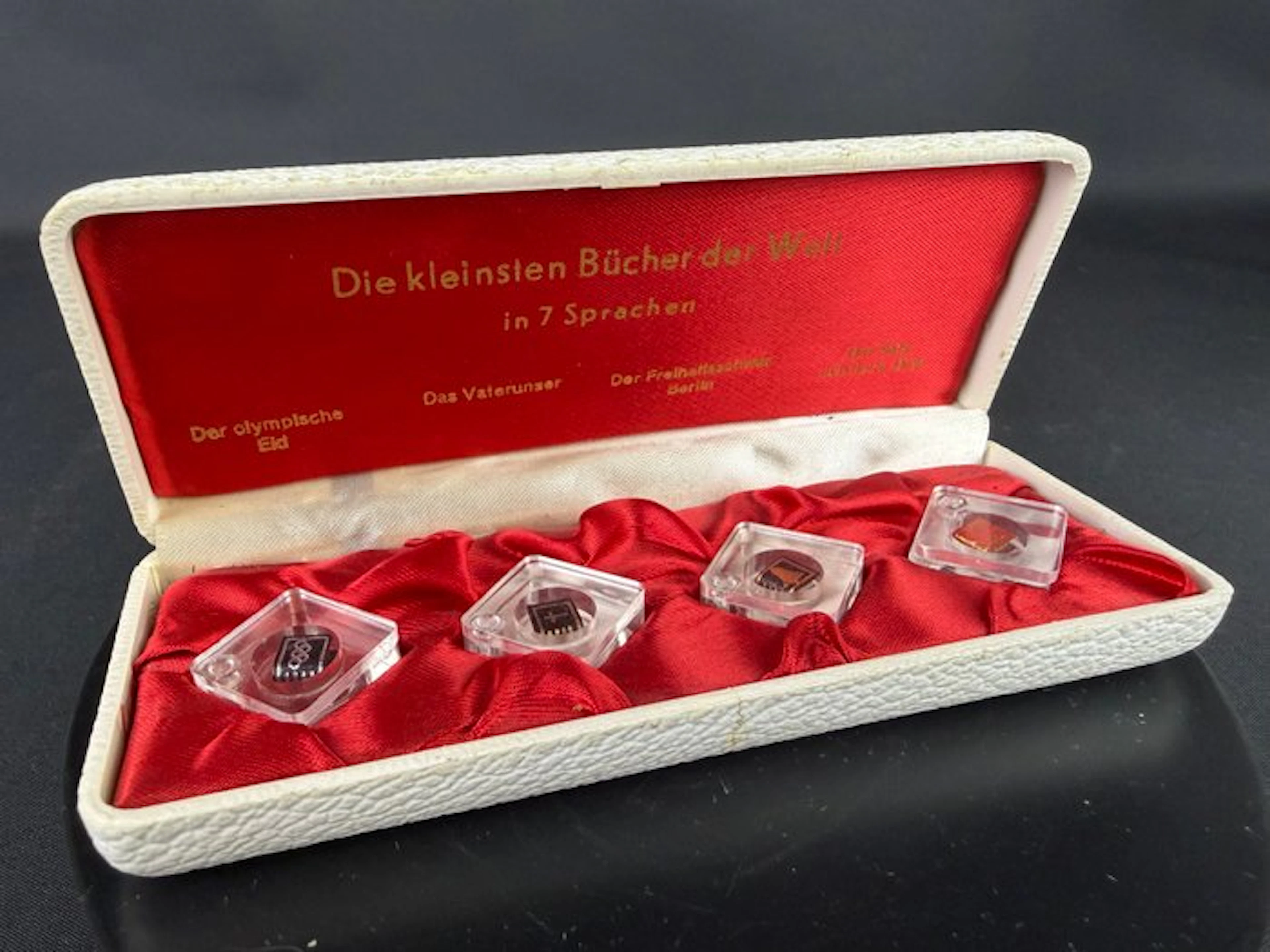 Waldmann & Pfitzner- „Die kleinsten Bücher der Welt“ - Komplettes 4er-Set Bibel