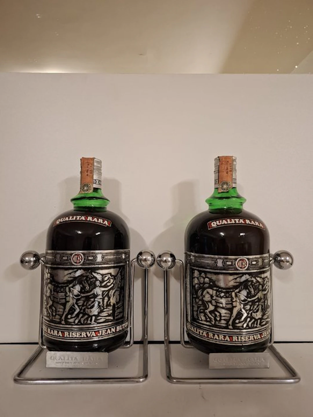 Jean Buton - magnum Brandy Qualita Rara Riserva - with cradle - b