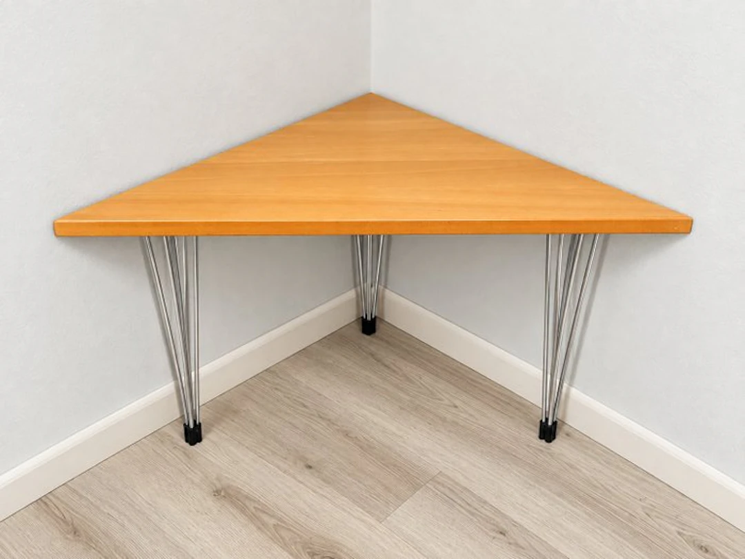 Side table - Wood - Vintage triangular corner table – hairpin legs