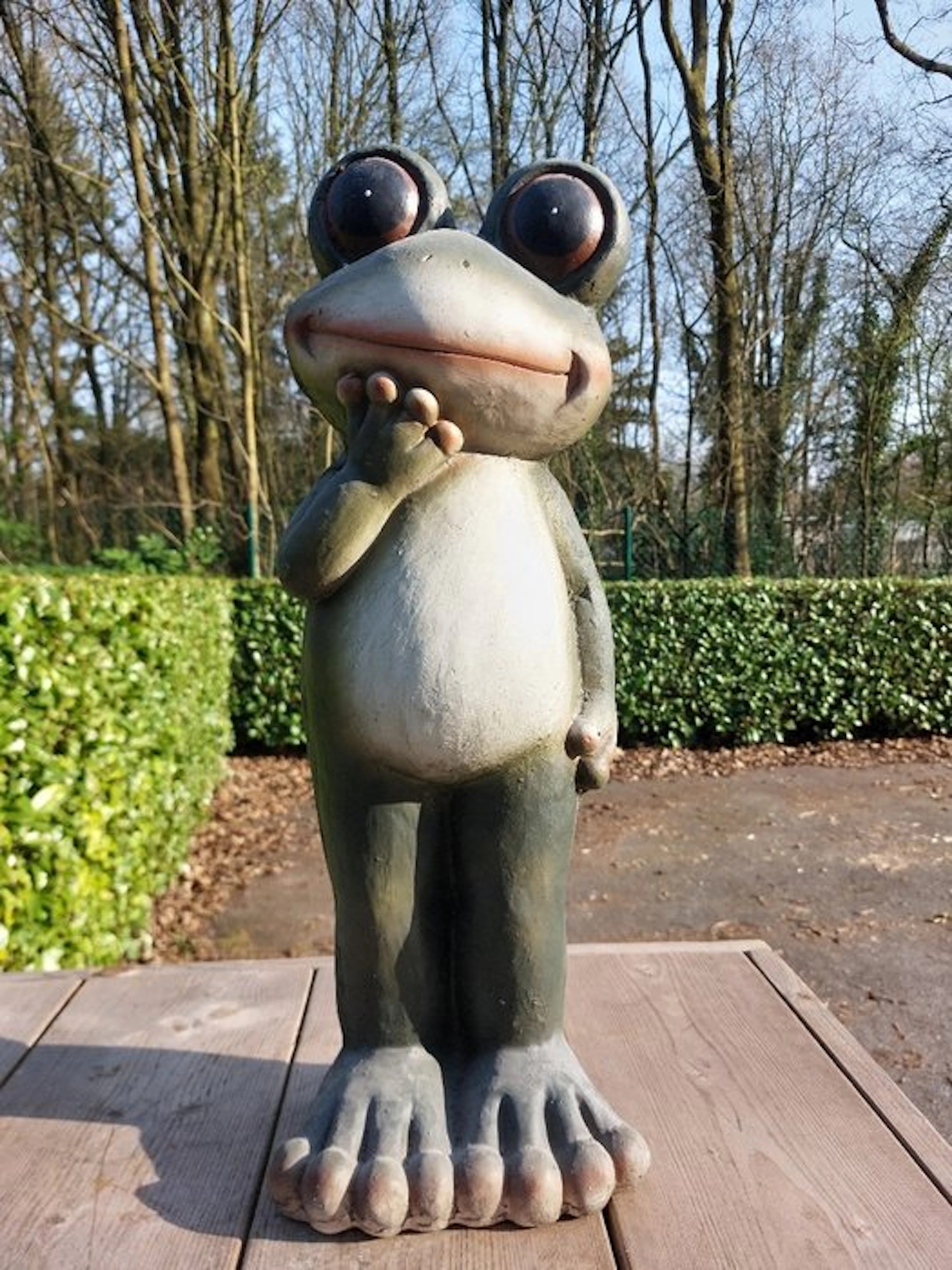 Statue, 58 cm high garden statue frog - 58 cm - polyresin