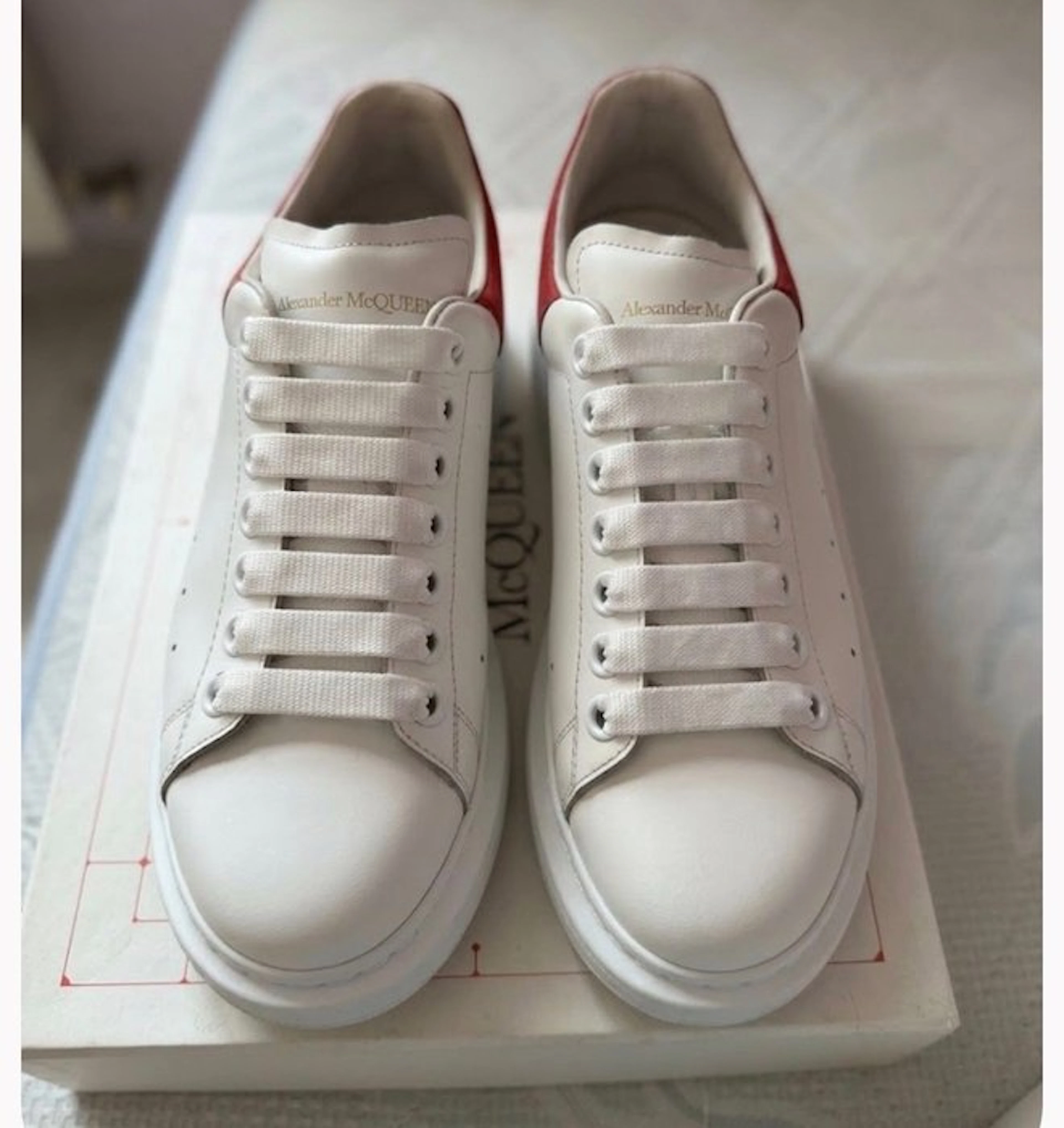 Alexander McQueen - Sneakers - Size: EU 37.5